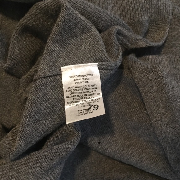 Trouve Distressed Sweater in Gray M - Picture 5 of 6